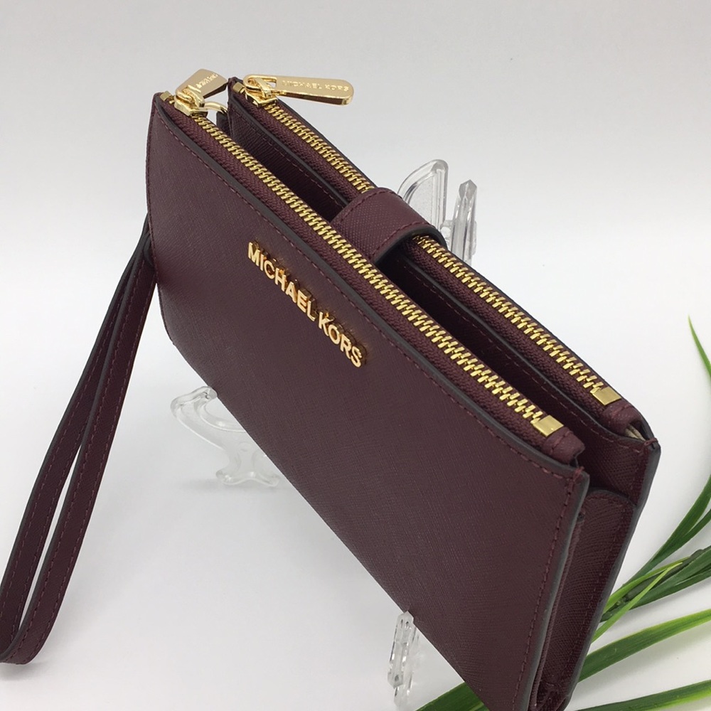Michael Kors Jet Set Travel LG Double Zip Wristlet Wallet Leather Dark Cherry - Picture 4 of 13